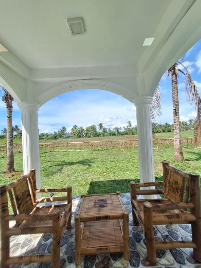 Joe'S Castle Bed & Breakfast Sagbayan Exterior photo